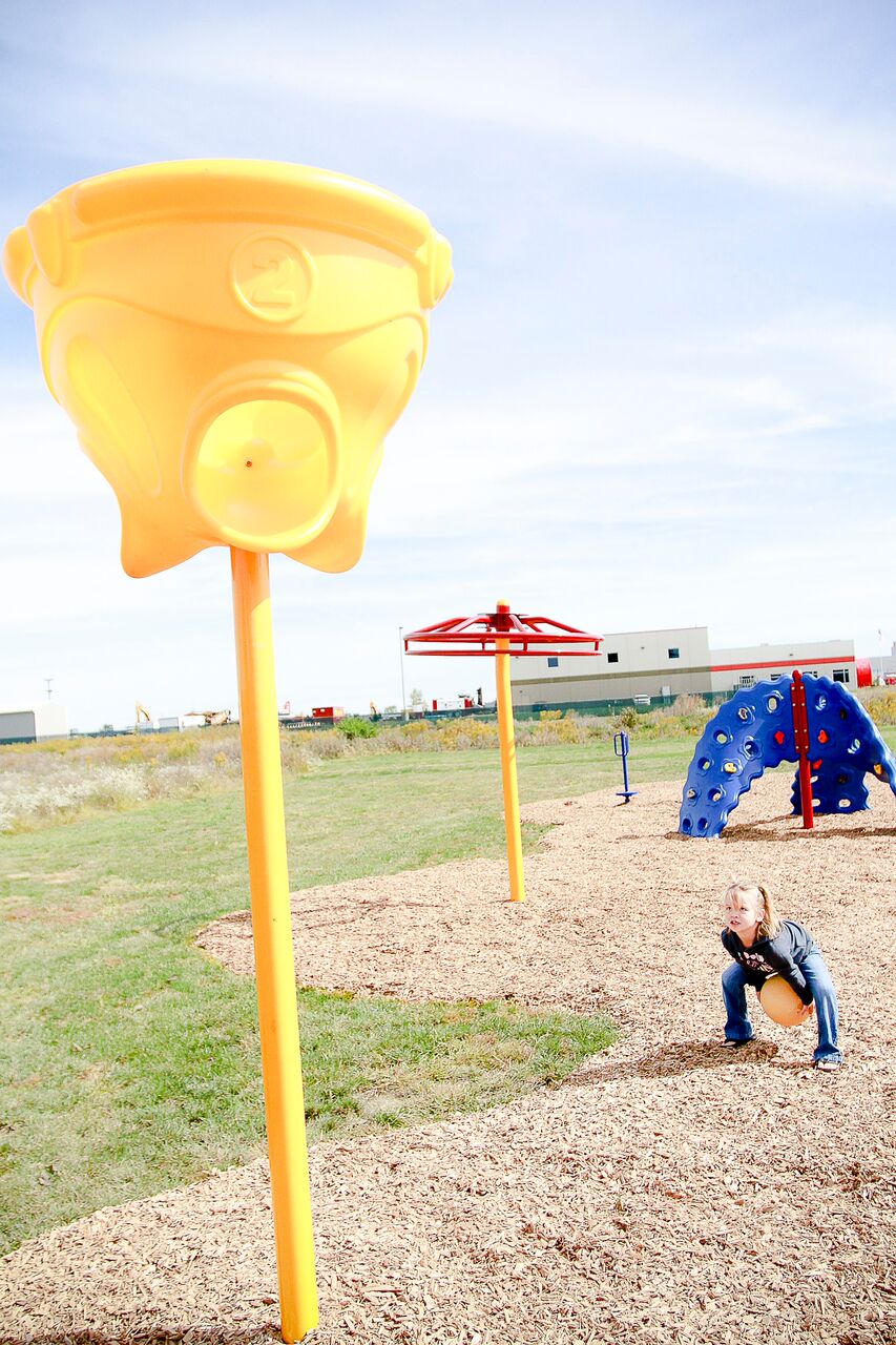 Funnel Ball Game 